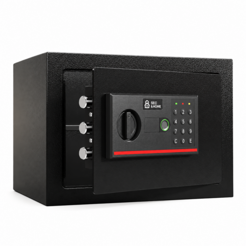 Sejf Elektroniczny FORTIS 21L – na Odcisk Palca, Kod PIN i Klucz | SEC & HOME Czarny sejf elektroniczny FORTIS 21L SEC & HOME z czytnikiem linii papilarnych, klawiaturą na kod PIN, zamkiem na klucz i trzema stalowymi ryglami.